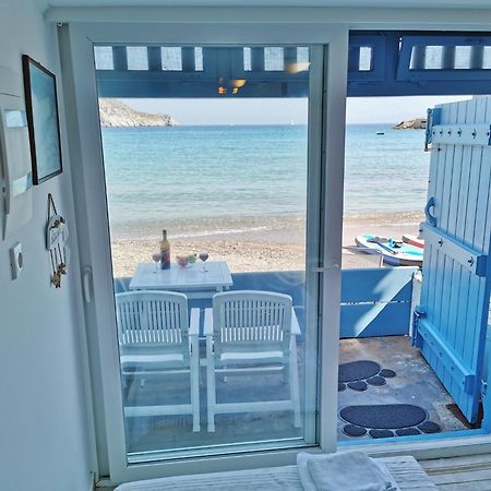 Blue Mare Apartments On The Beach Firopotamos Zimmer foto
