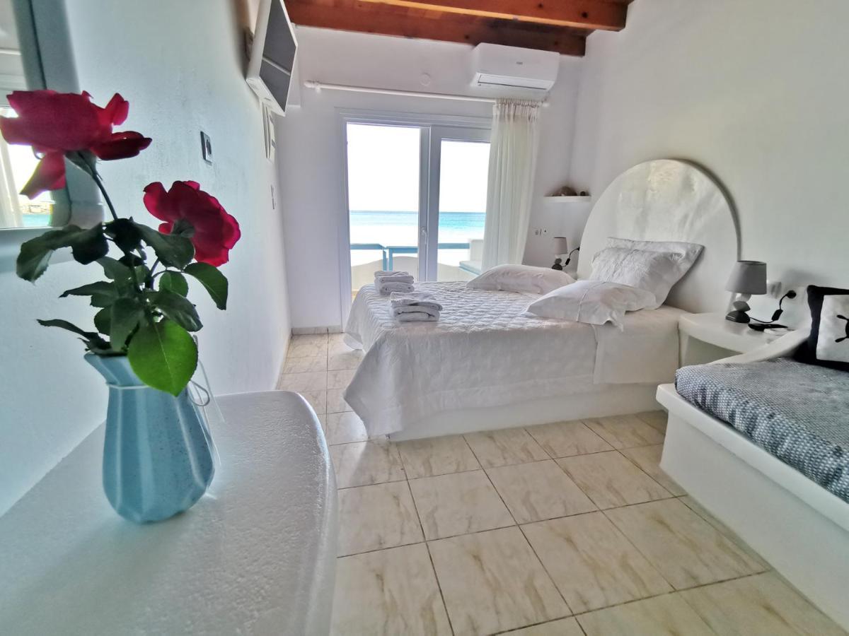 Blue Mare Apartments On The Beach Firopotamos Zimmer foto
