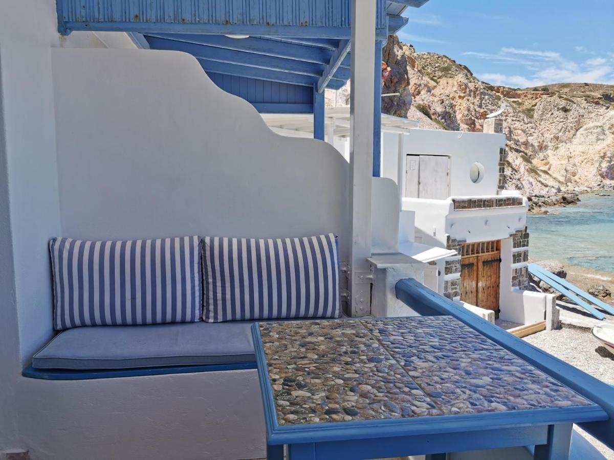 Blue Mare Apartments On The Beach Firopotamos Exterior foto