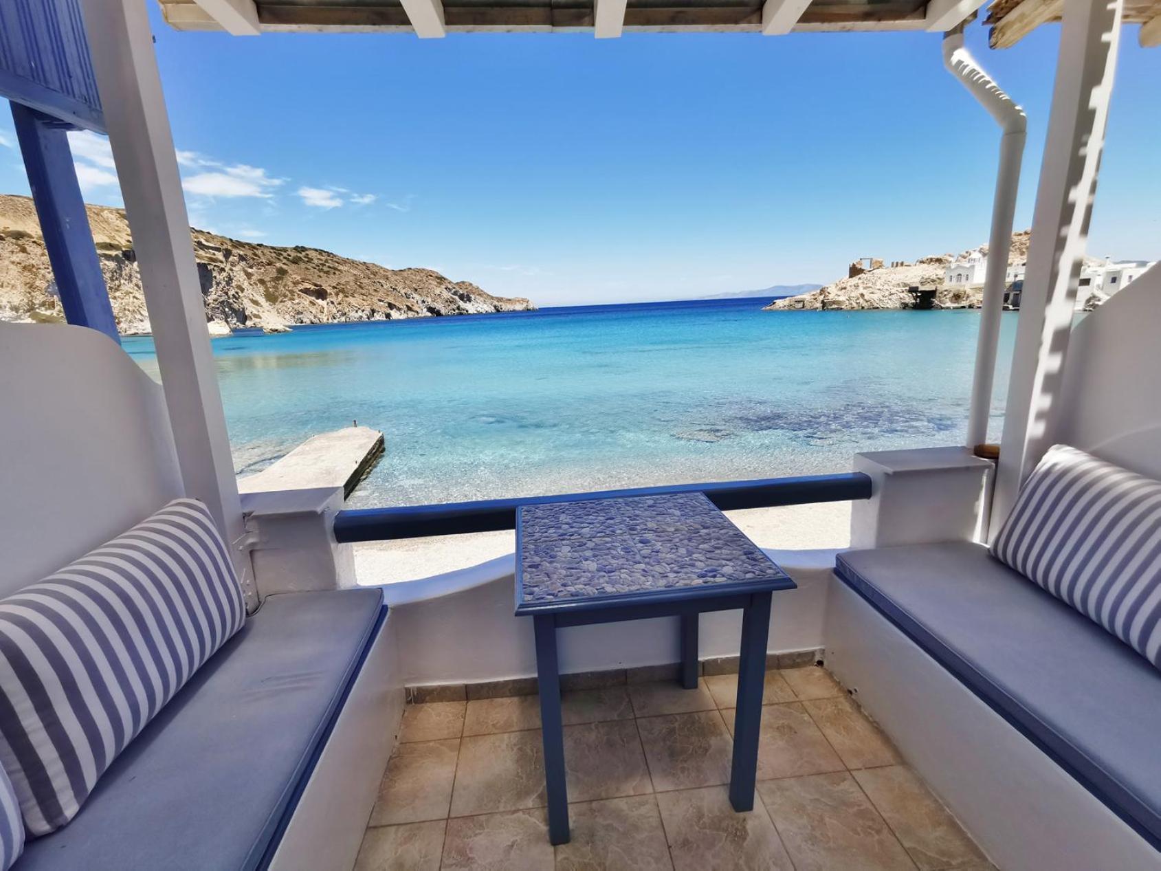 Blue Mare Apartments On The Beach Firopotamos Zimmer foto