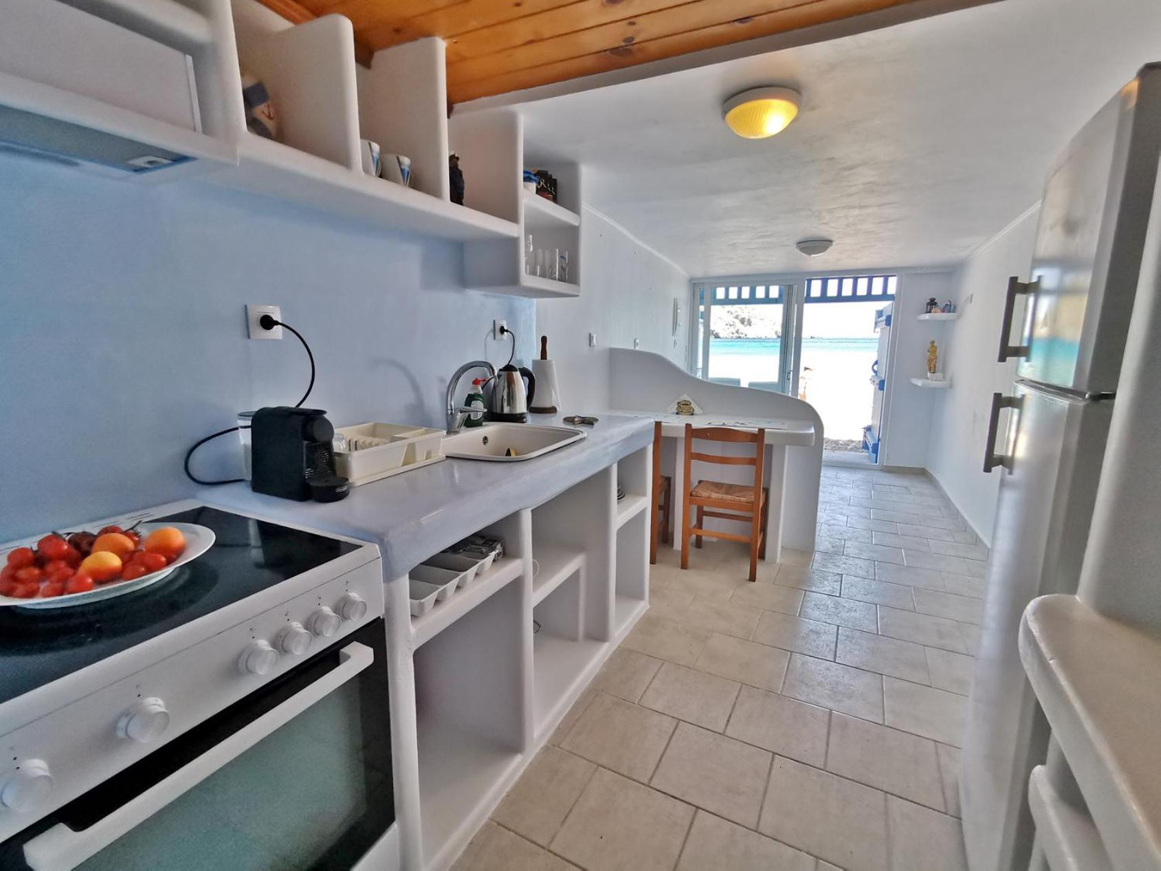 Blue Mare Apartments On The Beach Firopotamos Zimmer foto