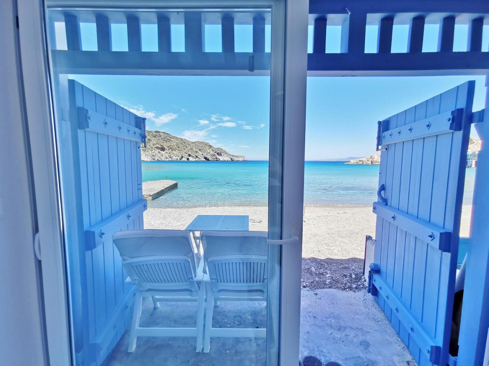 Blue Mare Apartments On The Beach Firopotamos Zimmer foto